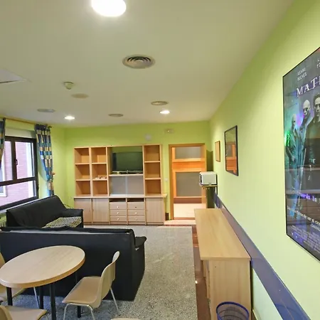 Residencia Universitaria Cum Laude Апартаменты Саламанка