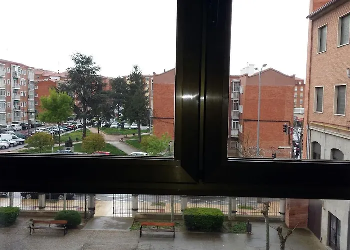 Residencia Universitaria Cum Laude 公寓 *