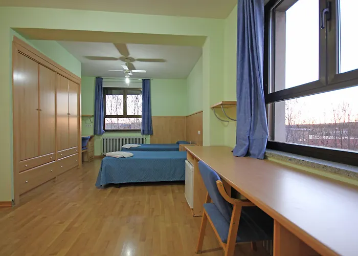 Residencia Universitaria Cum Laude 萨拉曼卡