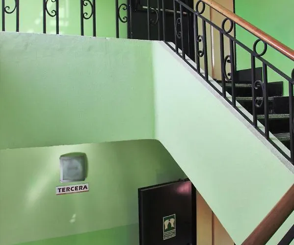 Residencia Universitaria Cum Laude Apartmán *