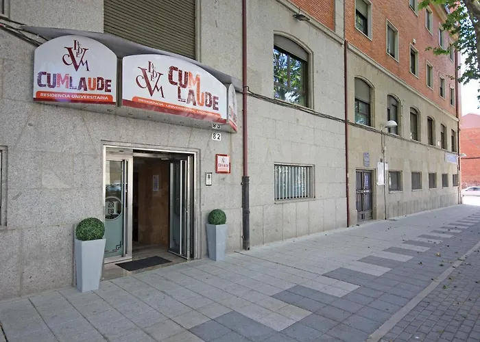 Residencia Universitaria Cum Laude 萨拉曼卡